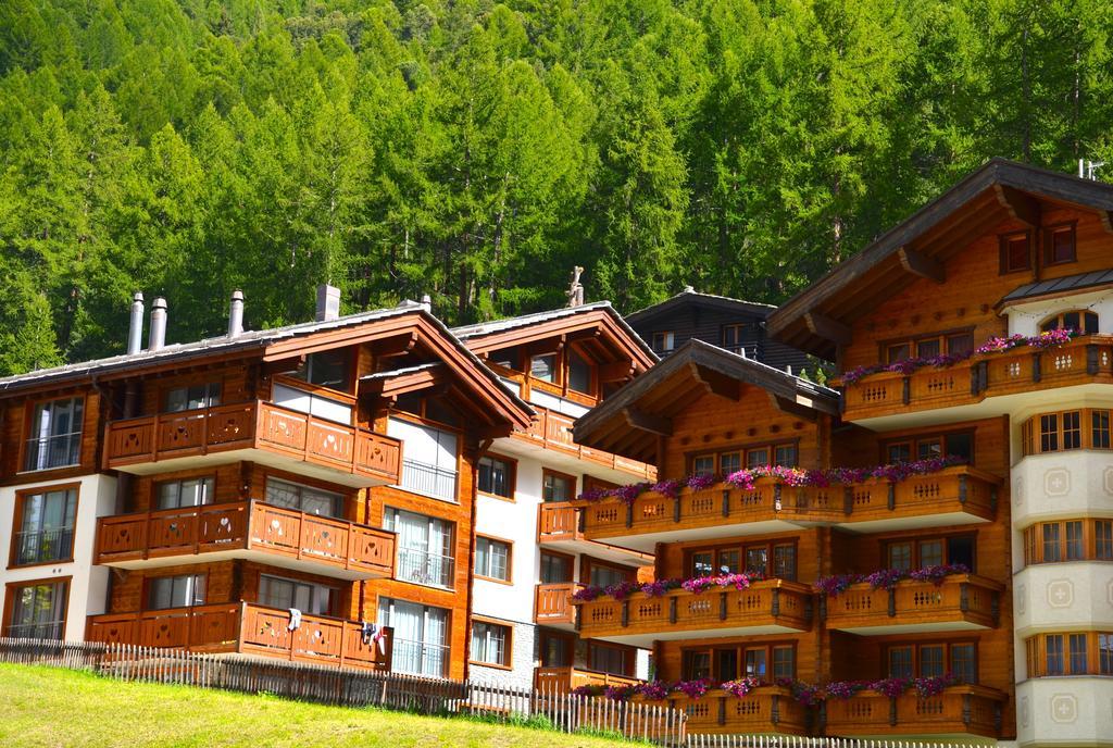 Jaegerhof Serviced Apartements Церматт Номер фото