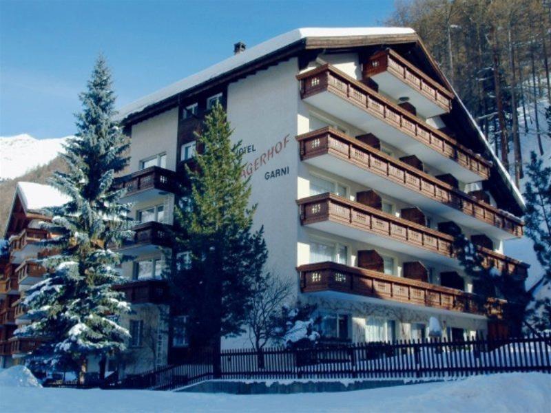 Jaegerhof Serviced Apartements Церматт Экстерьер фото