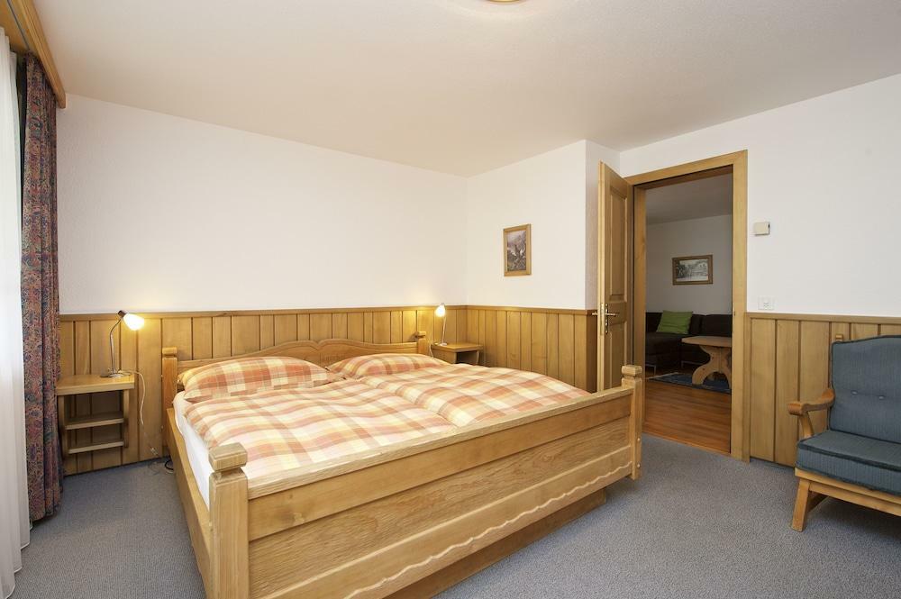 Jaegerhof Serviced Apartements Церматт Экстерьер фото