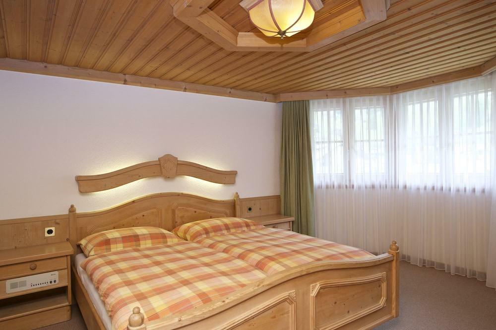 Jaegerhof Serviced Apartements Церматт Экстерьер фото